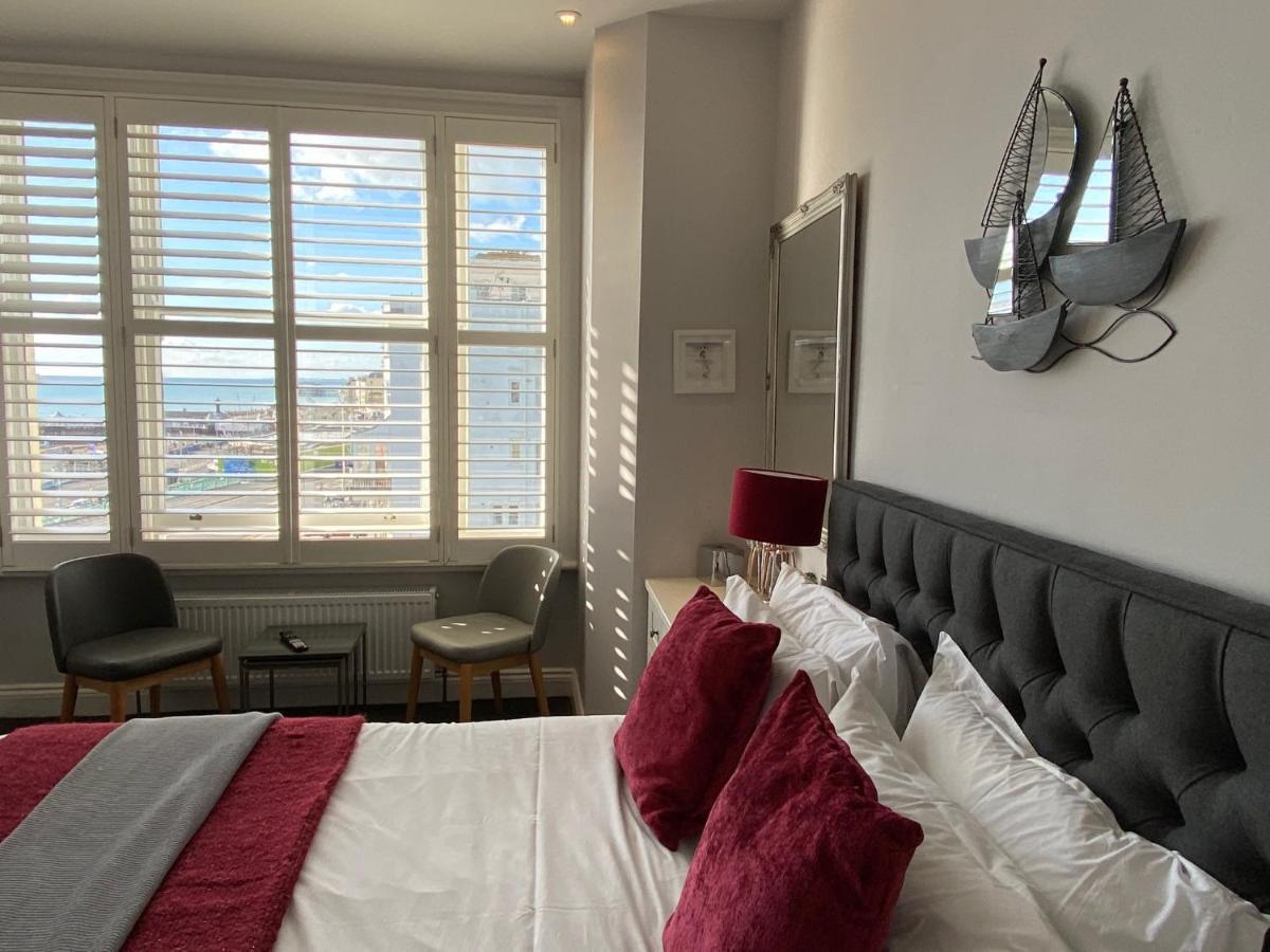 A Room With A View Hove Exterior foto A bedroom at the hotel